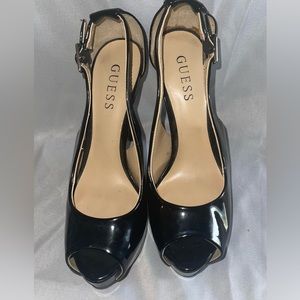 Guess black open toe heel 5 1/2